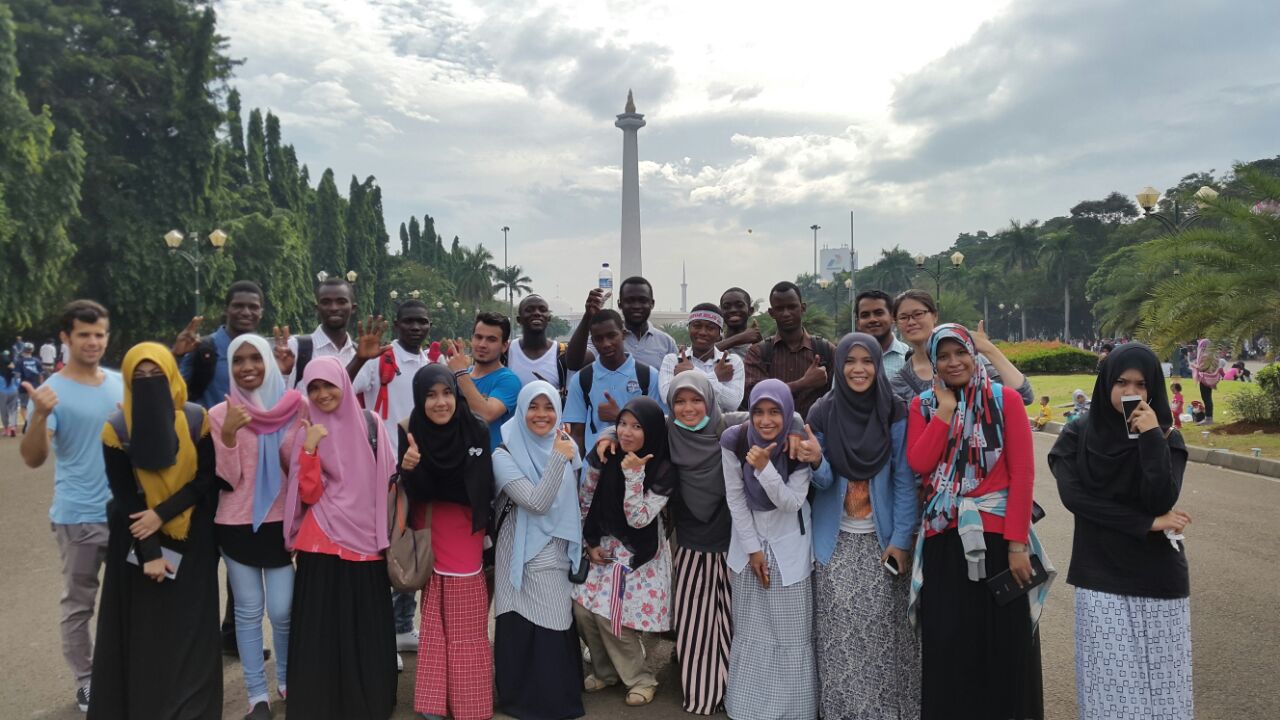 Mahasiswa-Baru-Asing